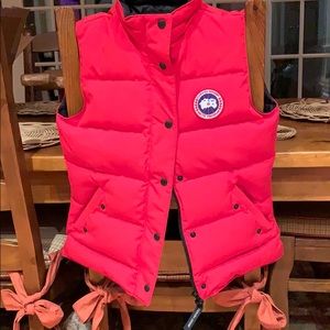 Canada Goose vest - Ladies Medium